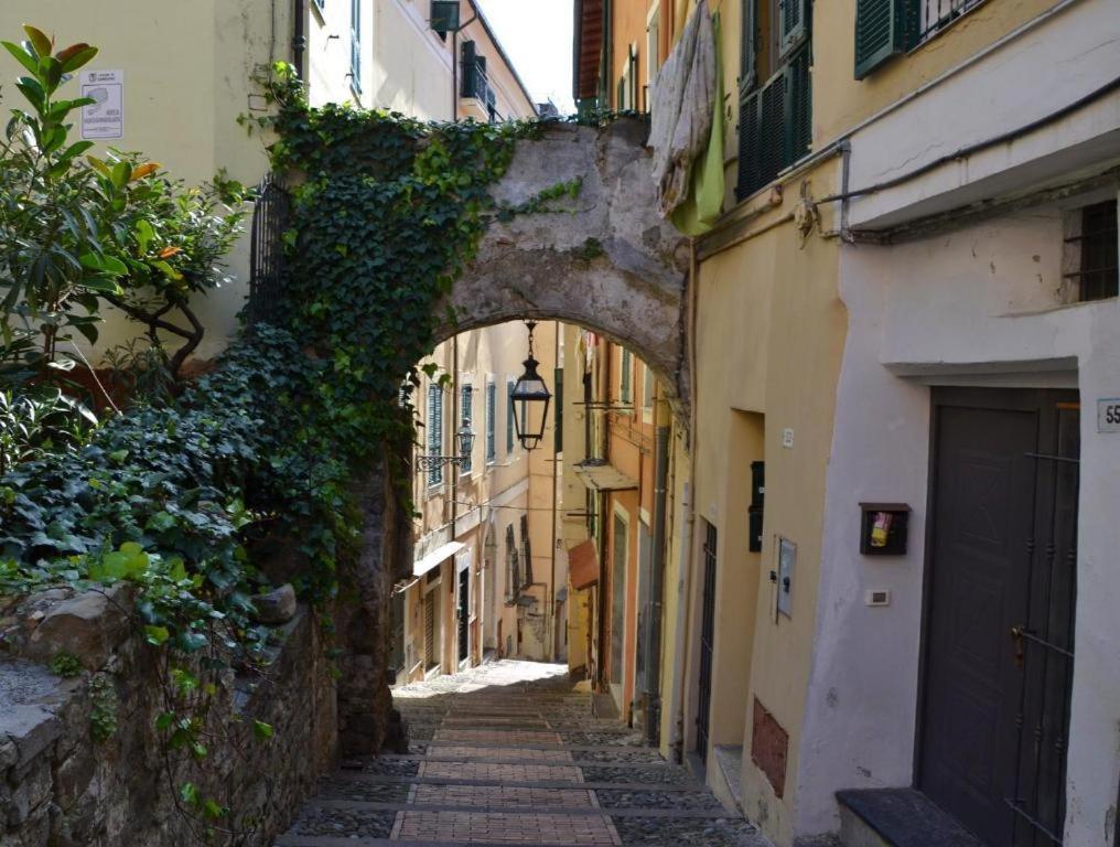 Casa Carina Centro Citta Con Garage Privato Appartement San Remo Buitenkant foto