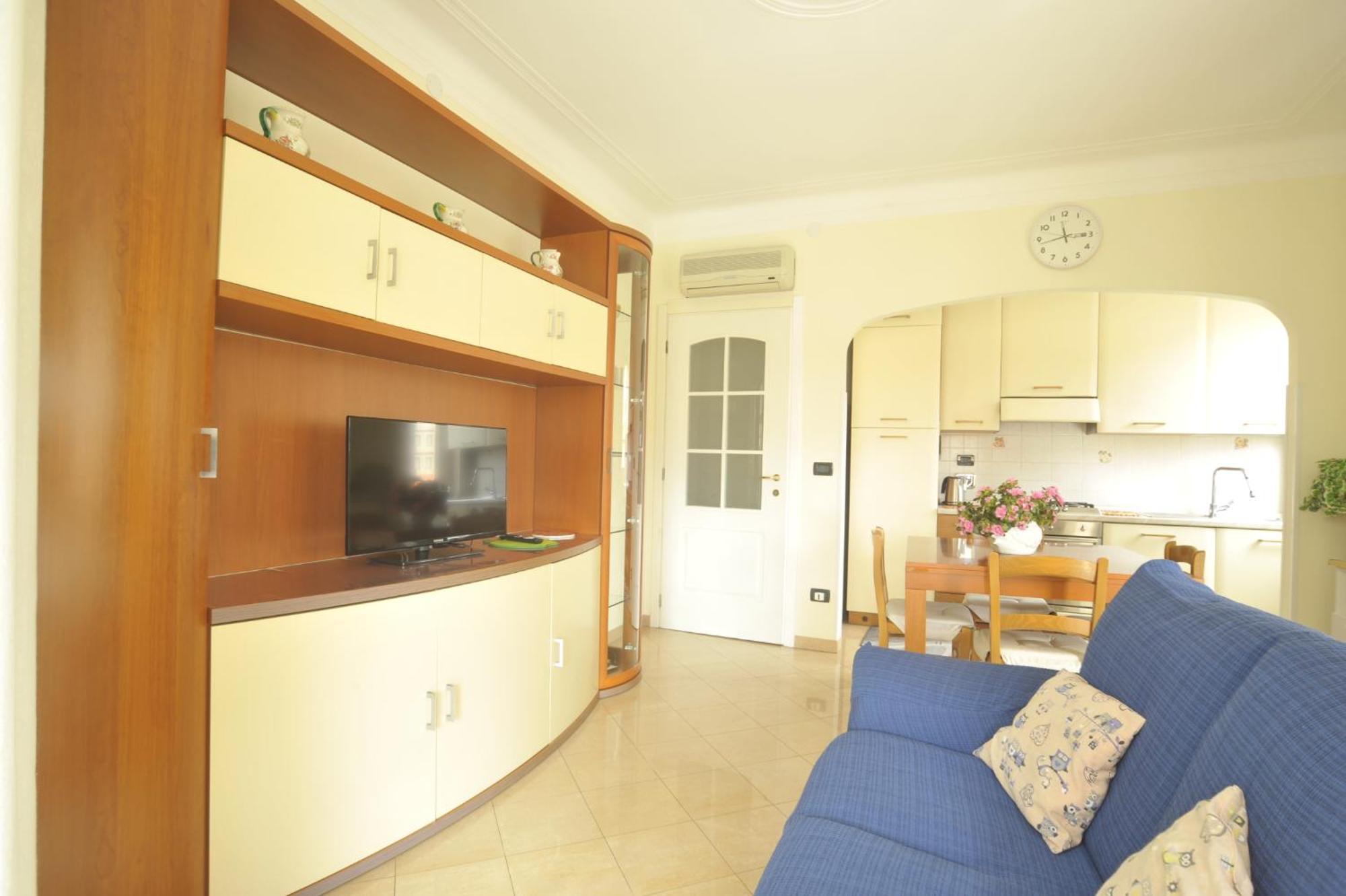 Casa Carina Centro Citta Con Garage Privato Appartement San Remo Buitenkant foto