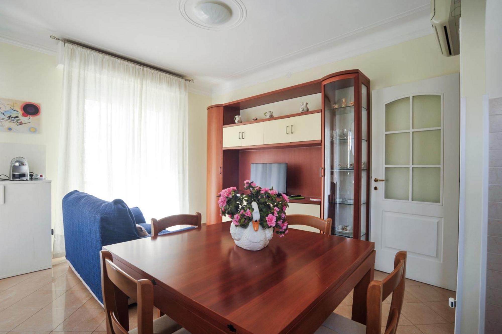Casa Carina Centro Citta Con Garage Privato Appartement San Remo Buitenkant foto